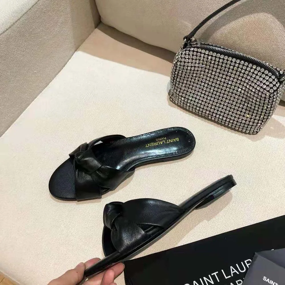 Saint Laurent YSL Bianca Flat Mules in Smooth Leather for Women in Black