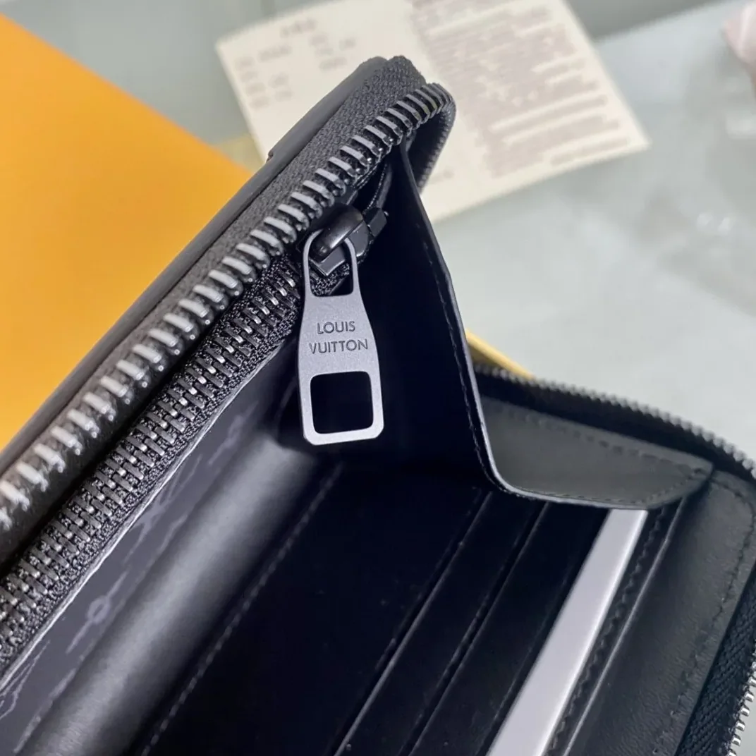 Louis Vuitton Zippy Wallet Trunk Monogram Eclipse