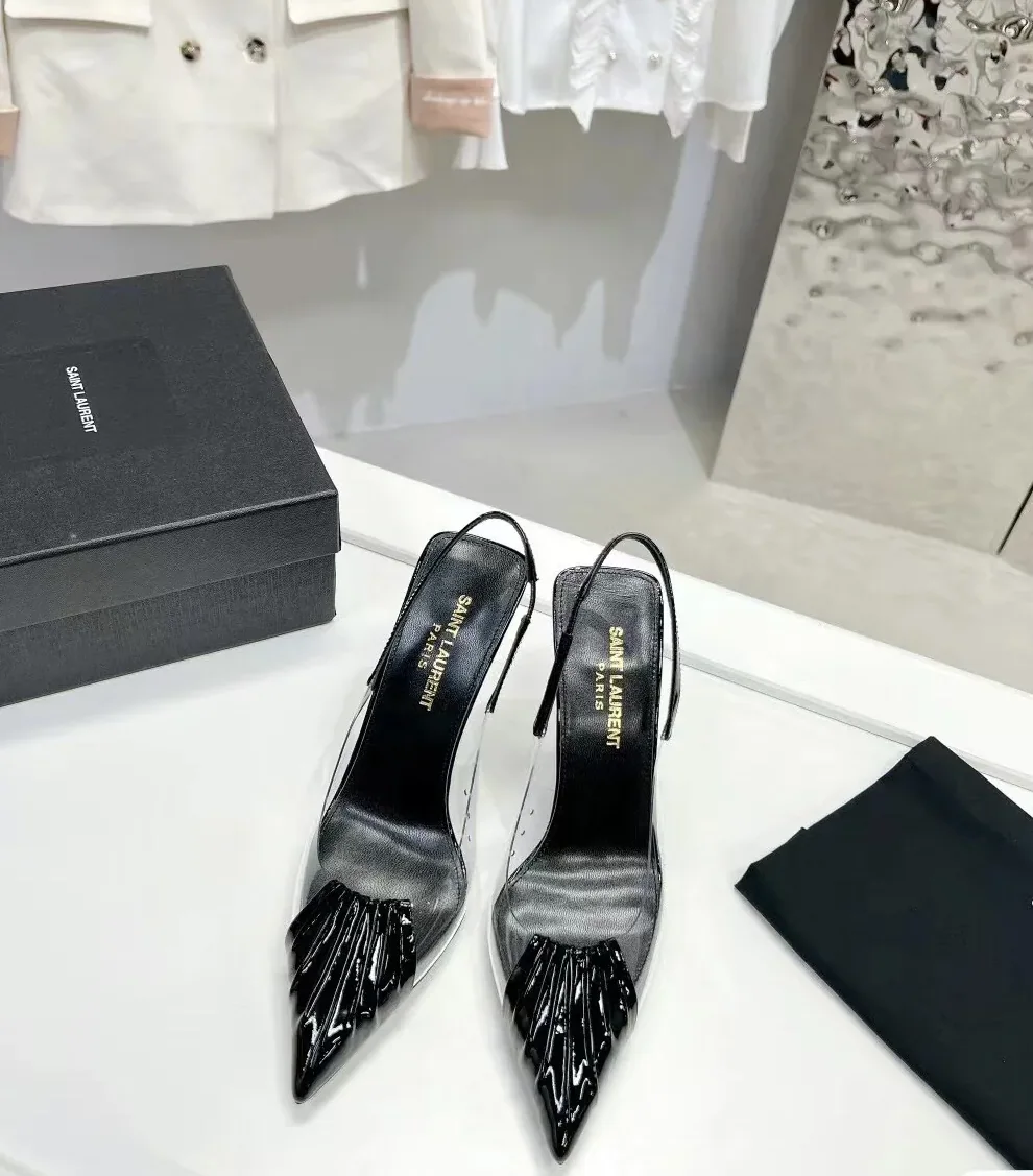 Saint Laurent Pointed in Toe Pumps Black