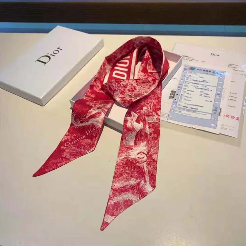Dior Toile DE Jouy Reverse Mitzah Scarf Silk Twill for Women in Red Dior Toile DE Jouy Reverse Mitzah Scarf Silk Twill for Women in Red