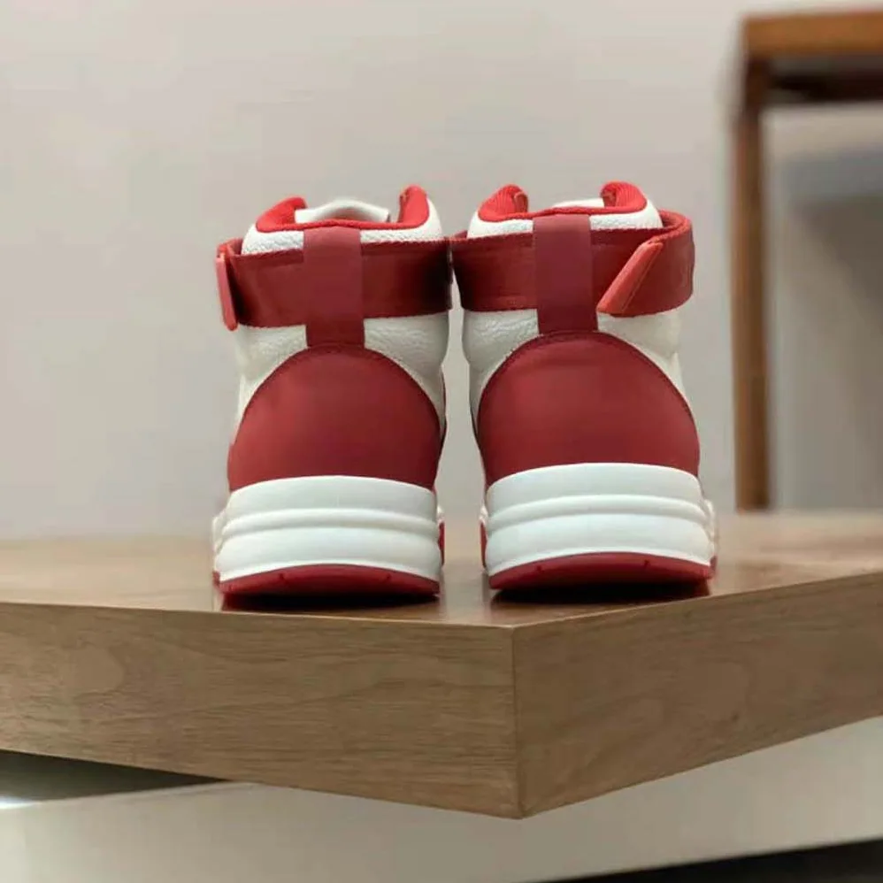 Givenchy G4 High Top Sneakers in Leather for Men in Red/White Givenchy G4 High Top Sneakers in Leather for Men in Red/White
