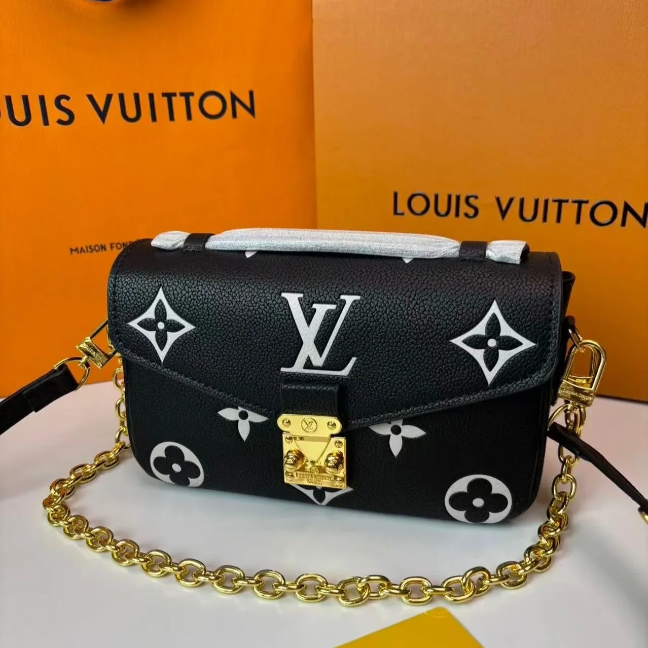 Louis Vuitton Pochette Metis East West Shoulder Bag in Black / Beige Gold Hardware