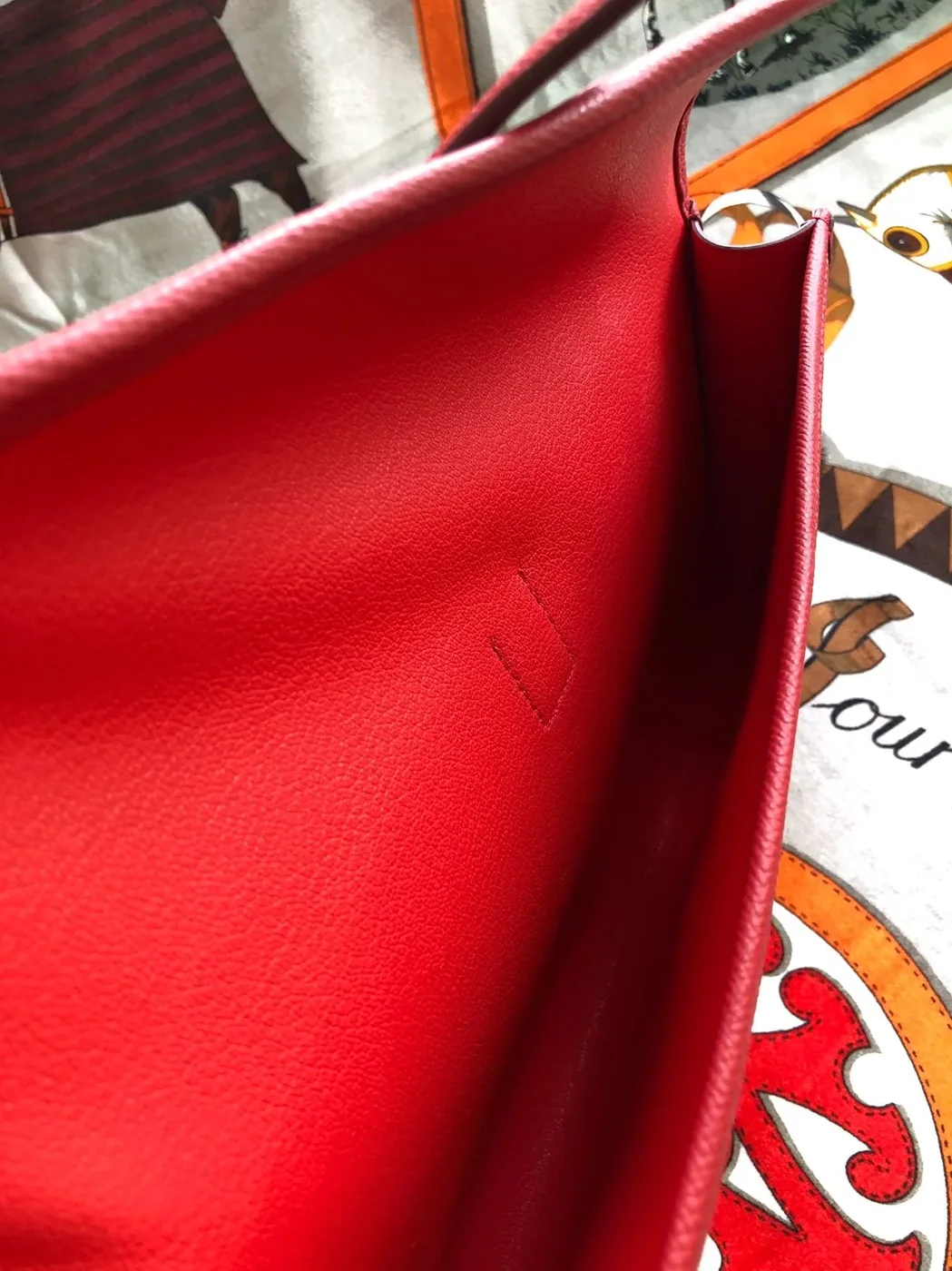 Hermes Jige Elan 29 Clutch Wallet in Red Hermes Jige Elan 29 Clutch Wallet in Red
