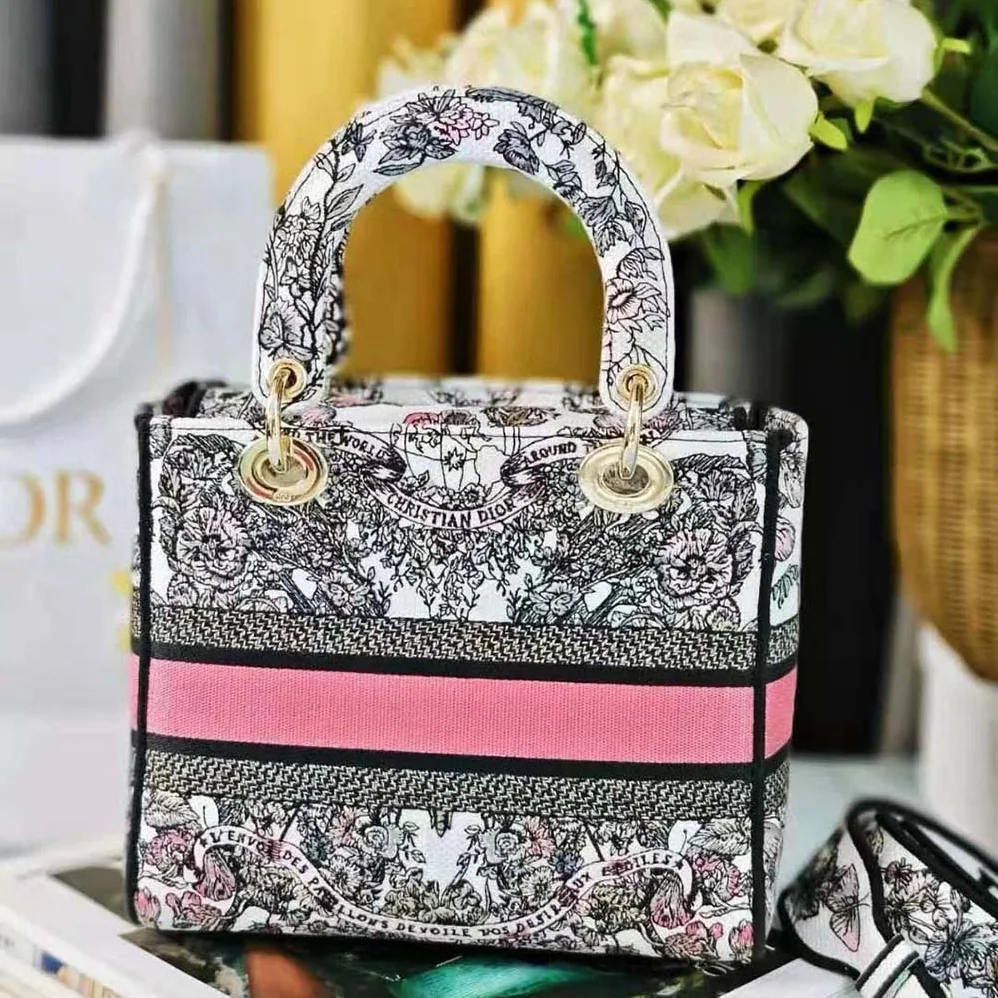 Dior Medium Lady D-lite Bag White and Pastel Pink Butterfly Around The World Embroidery for Women Dior Medium Lady D-lite Bag White and Pastel Pink Butterfly Around The World Embroidery for Women