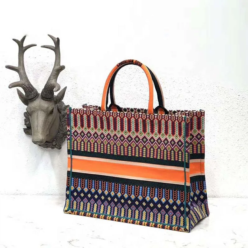 Dior Dior Book Tote Bag in Multi for Women in Coloured Embroidered Canvas Dior Dior Book Tote Bag in Multi for Women in Coloured Embroidered Canvas