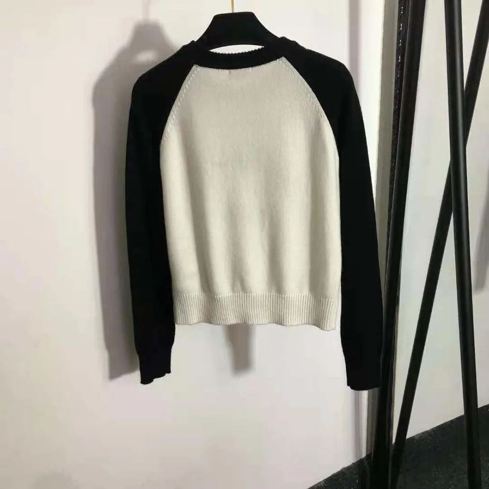 Miu Miu Cashmere Crew for Women in neck Sweater Miu Miu Cashmere Crew for Women in neck Sweater