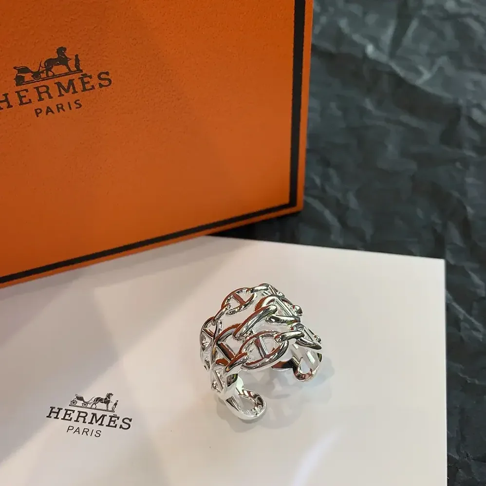 Hermes Chaine D Ancre Enchainee Ring Large Model for Women Hermes Chaine D Ancre Enchainee Ring Large Model for Women