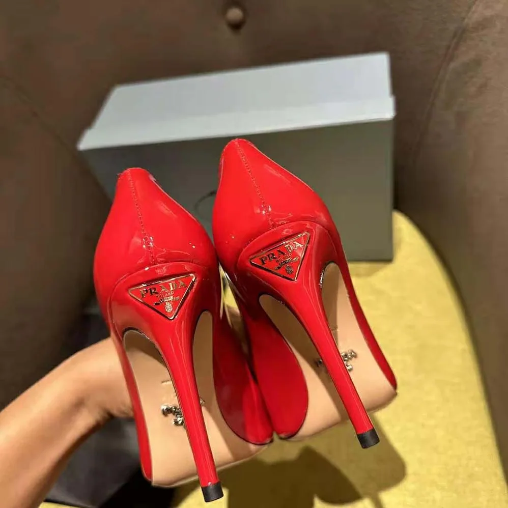 Prada Patent Leather Pumps for Women in Red Prada Patent Leather Pumps for Women in Red