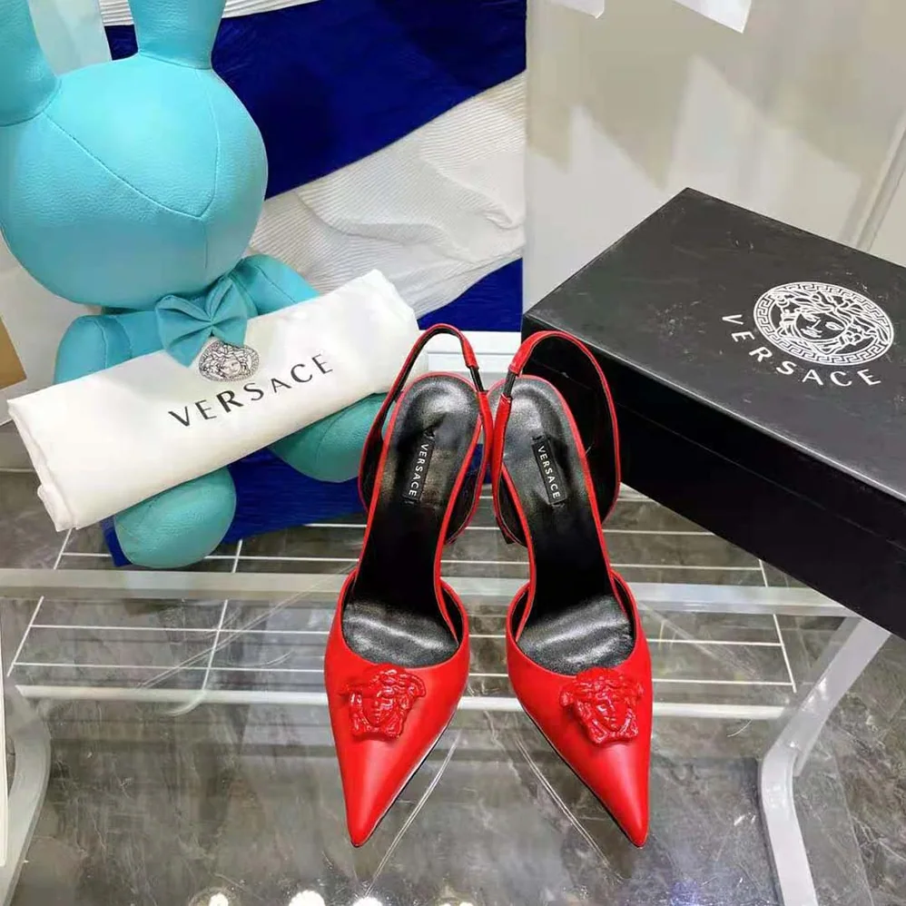 Versace LA Medusa Sling-Red Pumps in 10.5cm Heel Hight for Women Versace LA Medusa Sling-Red Pumps in 10.5cm Heel Hight for Women