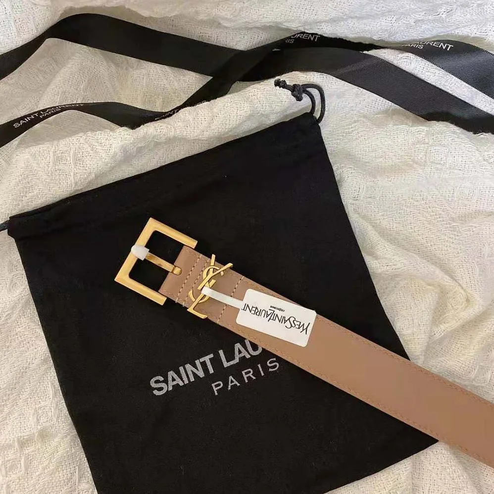 Saint Laurent YSL Cassandre Thin Belt with Square Buckle in Lacquered Leather for Women