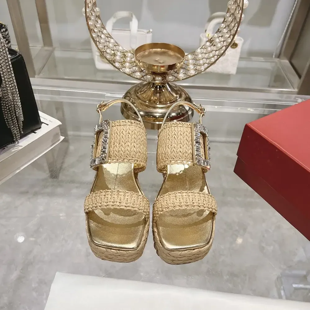 Roger Vivier Strass Buckle Wedge Sandals in Raffia for Women Roger Vivier Strass Buckle Wedge Sandals in Raffia for Women