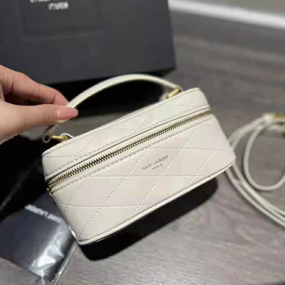 Saint Laurent YSL Mini Saint Laurent Vanity Case in Quilted Lambskin for Women in White Saint Laurent YSL Mini Saint Laurent Vanity Case in Quilted Lambskin for Women in White