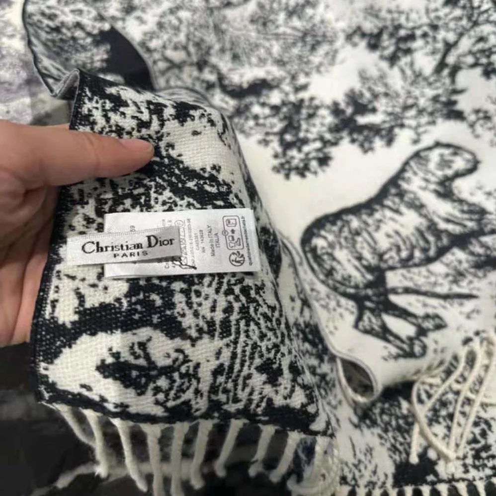 Dior Toile De Jouy Sauvage Scarf Navy Blue Cashmere and Wool for Women Dior Toile De Jouy Sauvage Scarf Navy Blue Cashmere and Wool for Women