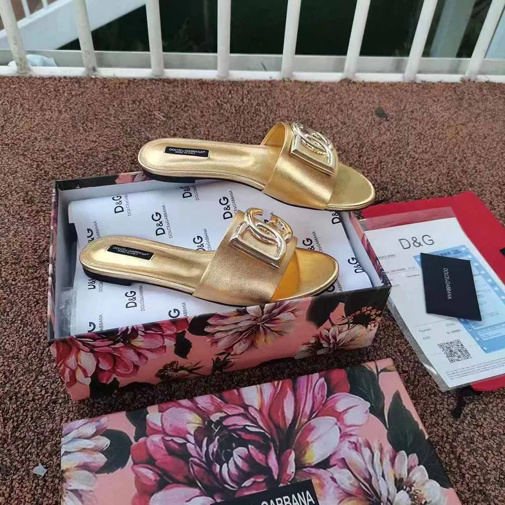 Dolce Gabbana D&G Nappa Mordore Slides with DG Logo for Women