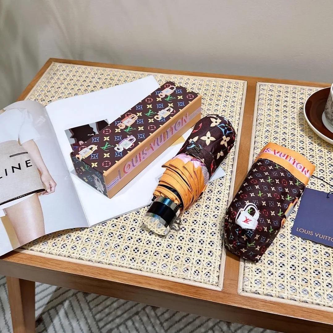 Louis Vuitton Opening Folding Monogram Umbrella Brown Louis Vuitton Opening Folding Monogram Umbrella Brown