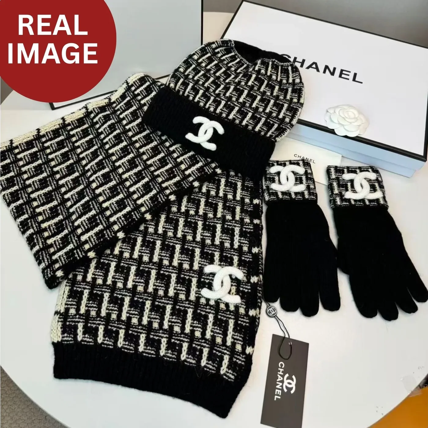 Chanel Winter Set Hat, Scarf And Gloves Black
