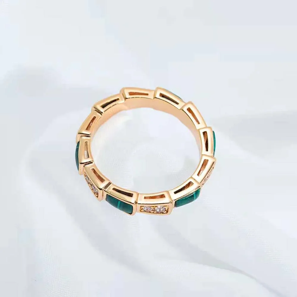 Bvlgari Use of Unconventional Materials Serpenti Viper Ring for Women in Green
