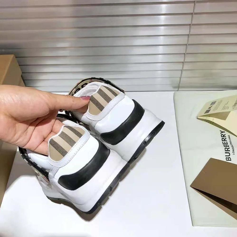 Burberry Logo Detail Leather and Nylon Sneakers for Unisex in Black