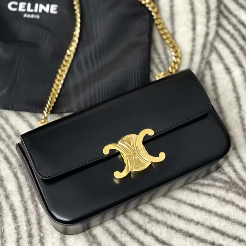 Celine Chain Shoulder Bag Triomphe in Shiny Calfskin for Women in Black