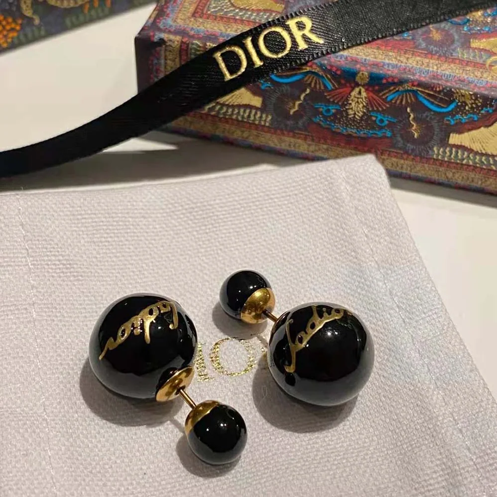 Dior Tribales Earrings Antique Gold-Finish Metal and Black Lacquer Pearls for Women Dior Tribales Earrings Antique Gold-Finish Metal and Black Lacquer Pearls for Women