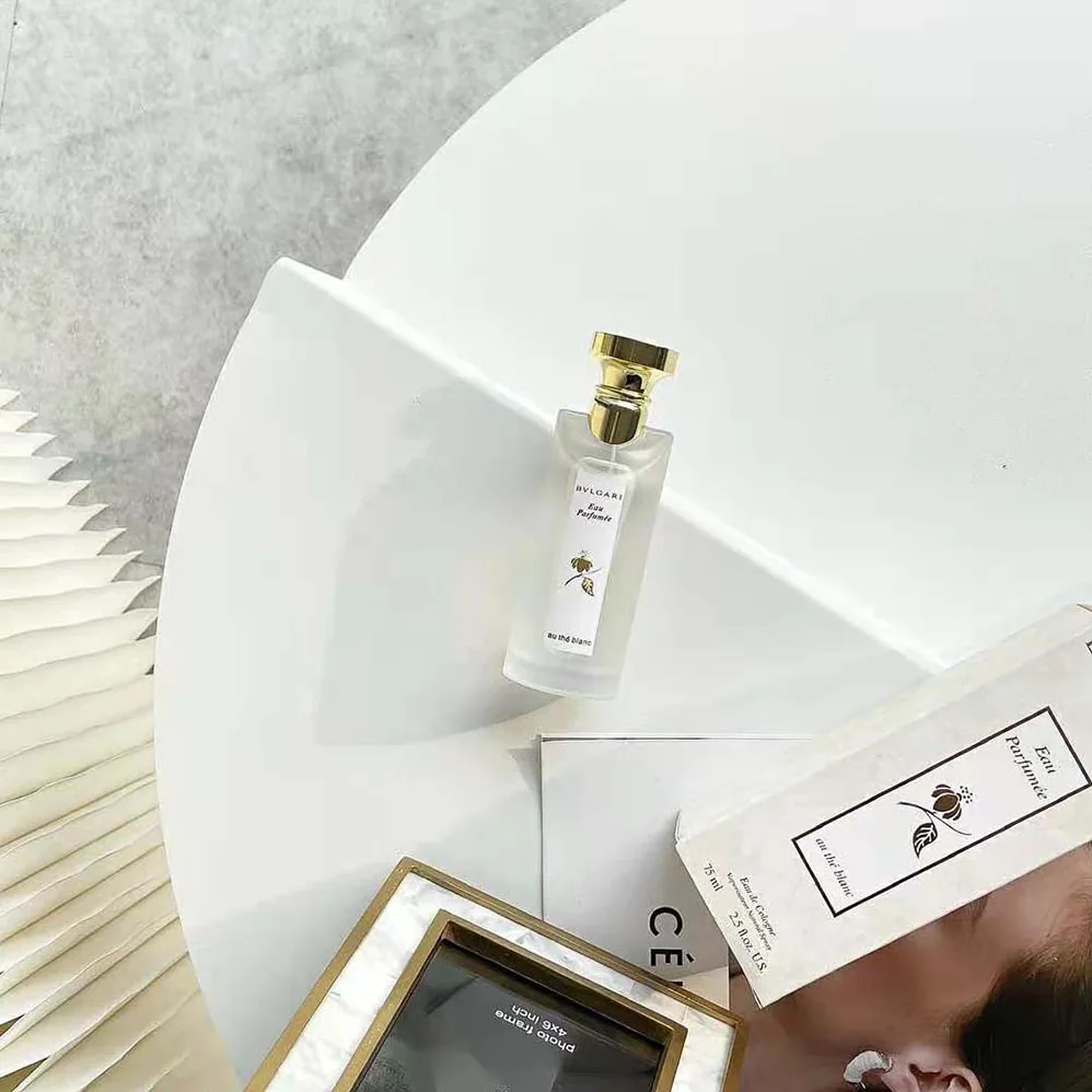 Bvlgari Eau Parfumée au thé Blanc Eau de Cologne Spray for Unisex