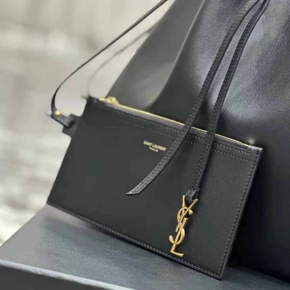 Saint Laurent YSL Paris Vii Large Flat Hobo Bag in Crocodile for Women in Embossed Leather Saint Laurent YSL Paris Vii Large Flat Hobo Bag in Crocodile for Women in Embossed Leather