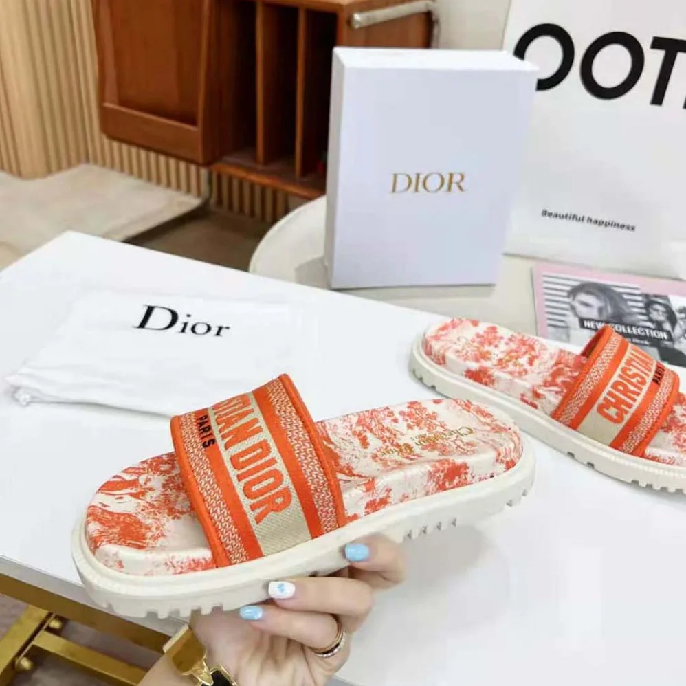 Dior Dway Slide Bright Toile De Jouy Embroidered Cotton for Women in Orange Dior Dway Slide Bright Toile De Jouy Embroidered Cotton for Women in Orange