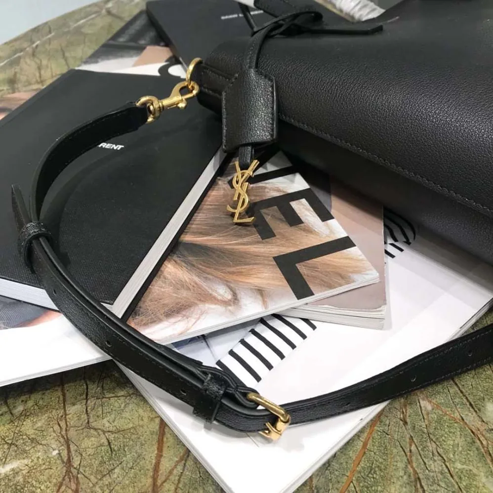 Saint Laurent YSL Saint Laurent Toy Shopping Supple for Women in Black Saint Laurent YSL Saint Laurent Toy Shopping Supple for Women in Black