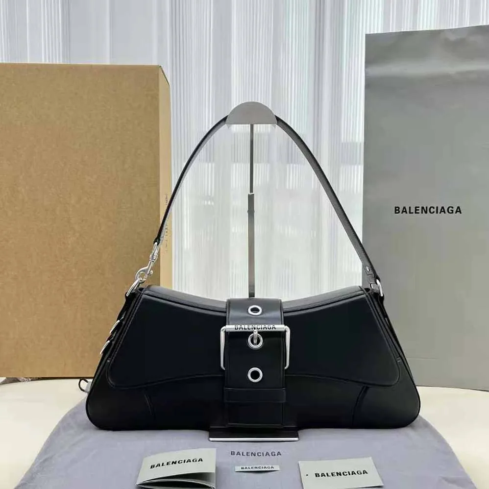 Balenciaga Lindsay Large Shoulder Bag in Black Shiny Smooth Calfskin for Women