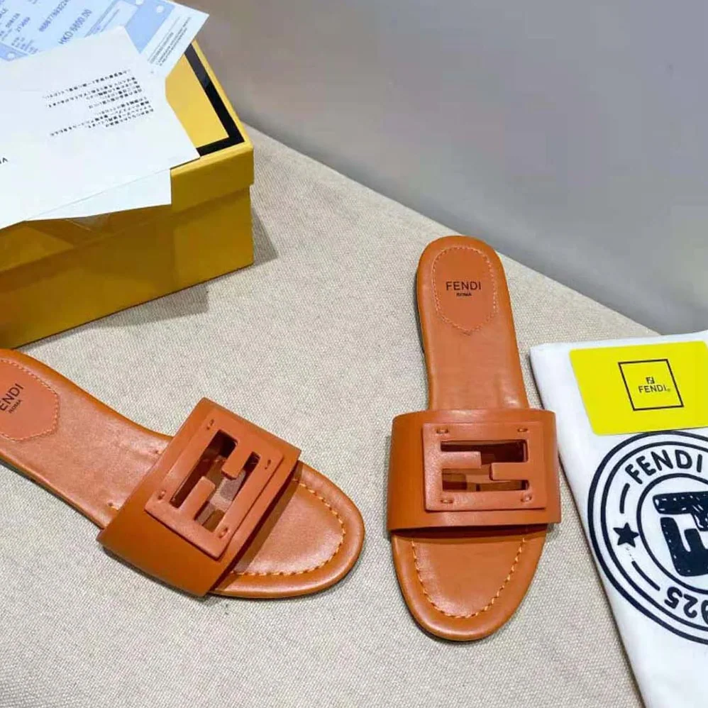 Fendi Signature Brown Leather Slides in 0.4 inches Heel Height for Women