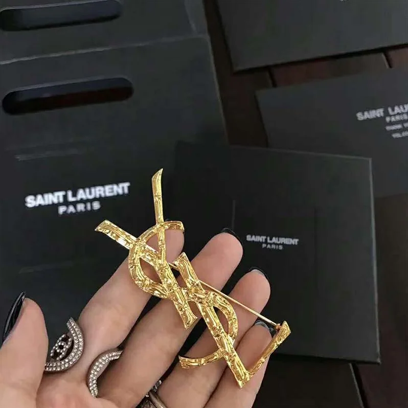 Saint Laurent YSL Opyum YSL Crocodile Brooch Gold Brass for Women Saint Laurent YSL Opyum YSL Crocodile Brooch Gold Brass for Women