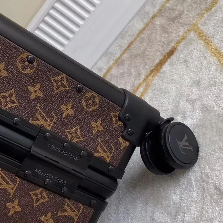 Louis Vuitton Rolling Trunk Monogram Brown /