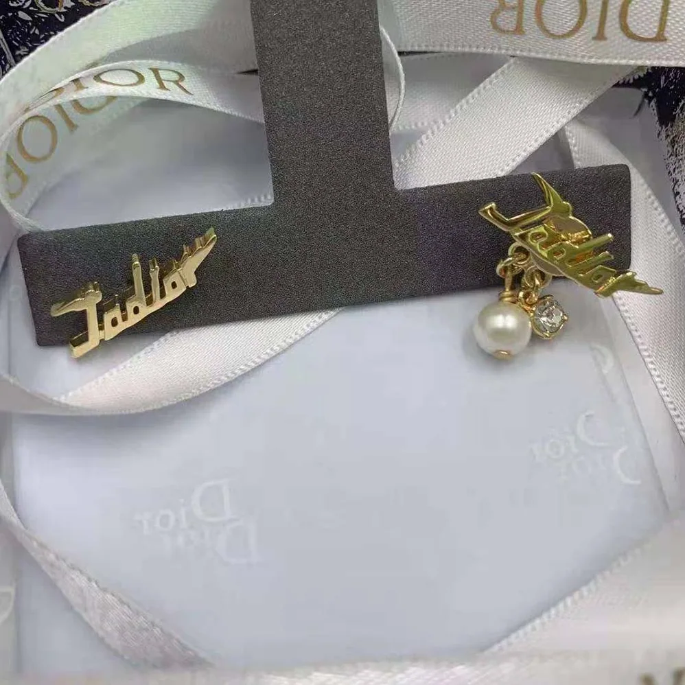 Dior Tribales Earrings Gold-Finish Metal and White Resin Pearls for Women Dior Tribales Earrings Gold-Finish Metal and White Resin Pearls for Women