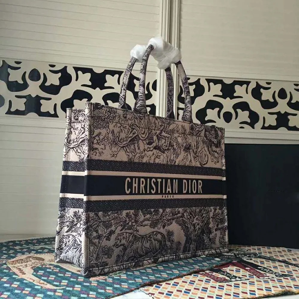 Dior Dior Book Tote Toile De Jouy Bag for Women in Navy