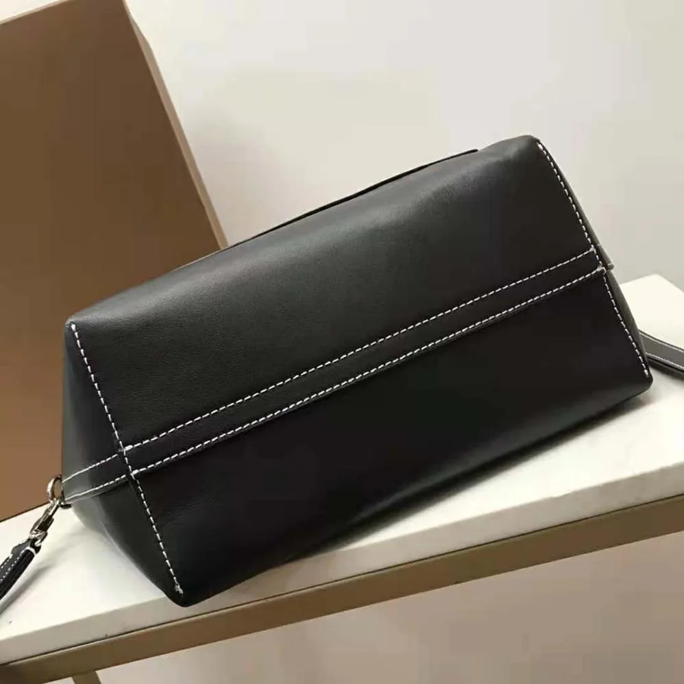 Burberry Mini Leather Soft Pocket Tote for Women in Black