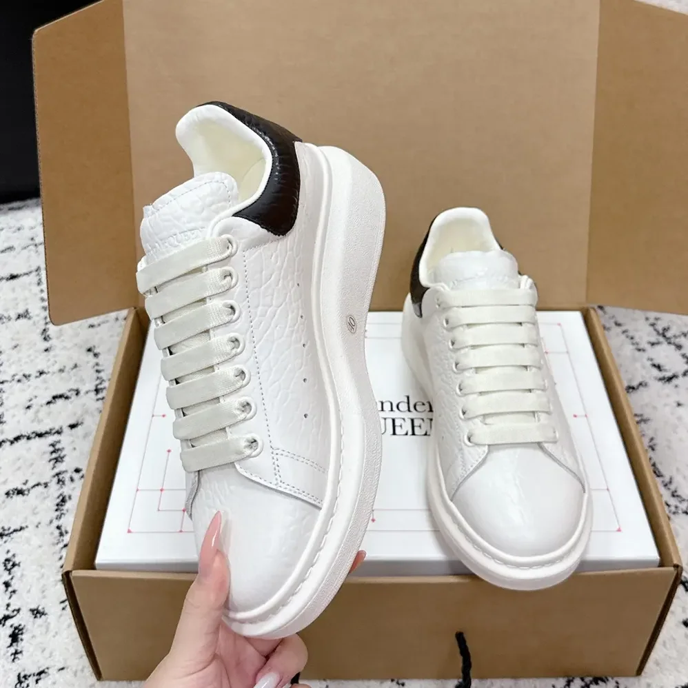 Alexander Mcqueen Oversized Sneaker in Off White for Unisex in Black Alexander Mcqueen Oversized Sneaker in Off White for Unisex in Black