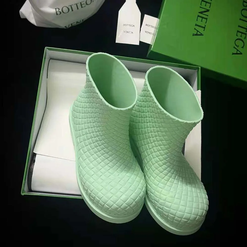 Bottega Veneta Fireman Ankle Boot for Unisex in Green