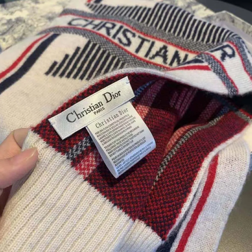 Dior Dioralps Scarf White Three for Women in Tone Wool and Cashmere