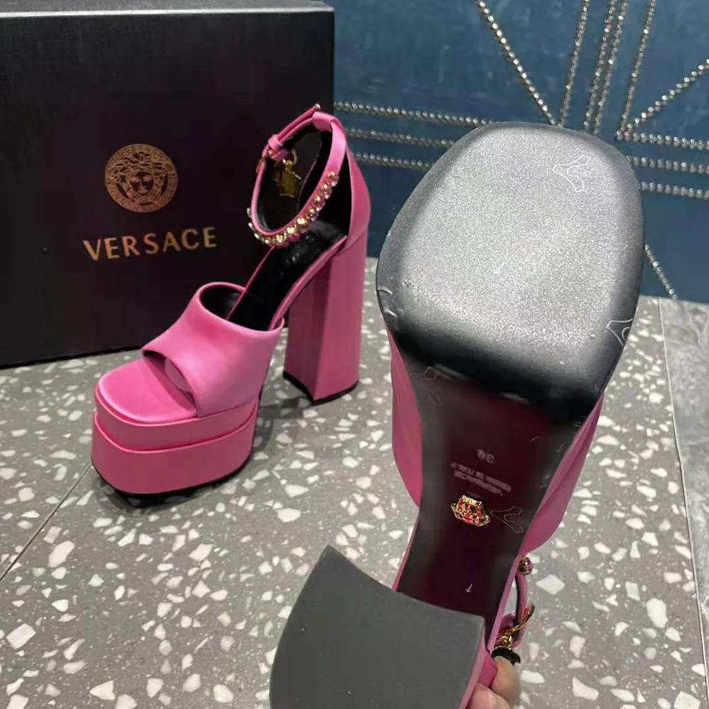 Versace Medusa Aevitas Platform Sandals for Women in Pink Versace Medusa Aevitas Platform Sandals for Women in Pink