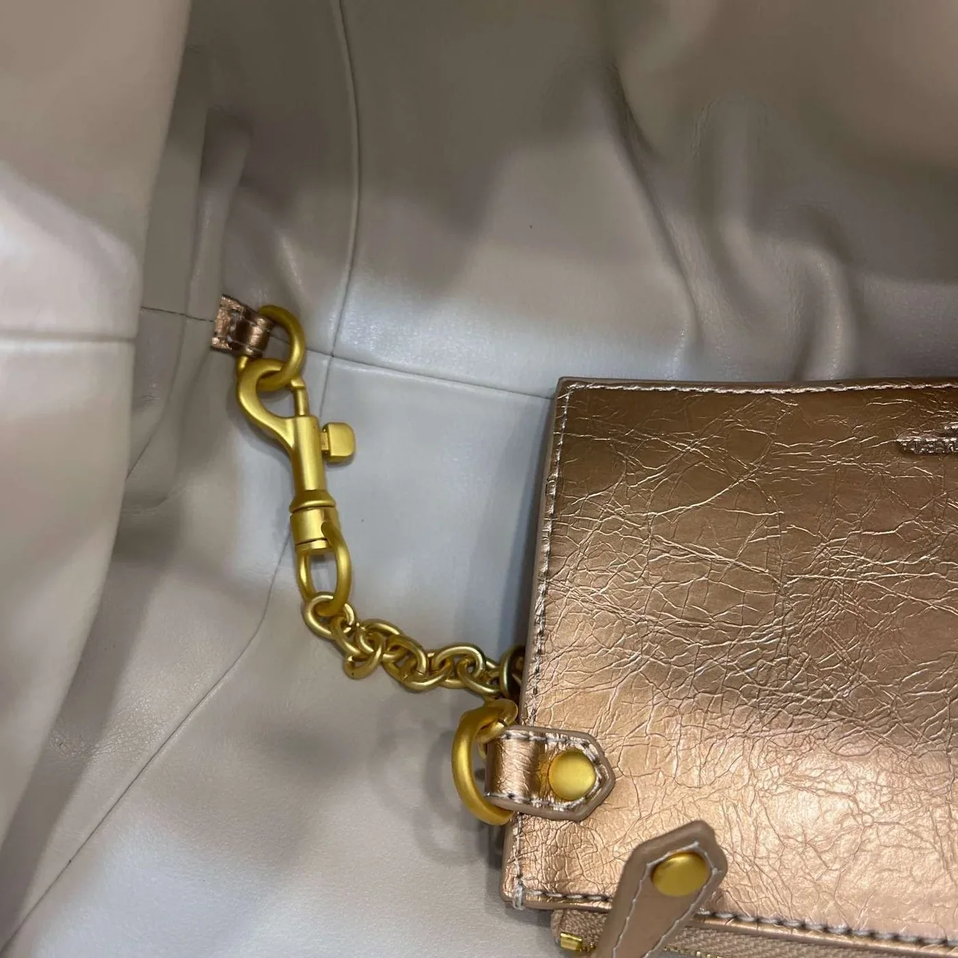 Bottega Veneta Pouch Teak Brown / Bottega Veneta Pouch Teak Brown /