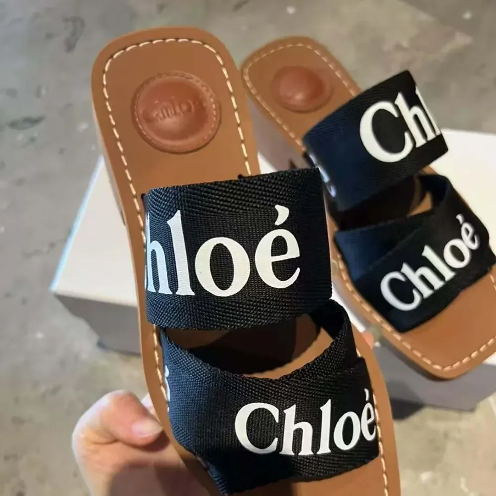 Chloe Woody Heeled Mule for Women in Black Chloe Woody Heeled Mule for Women in Black