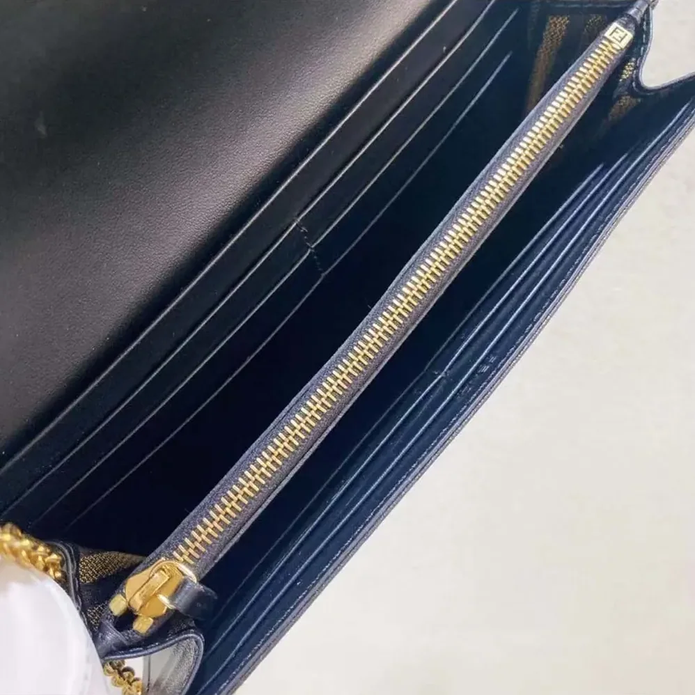 Fendi Shoulder Bag Chain Black Leather Wallet for Women