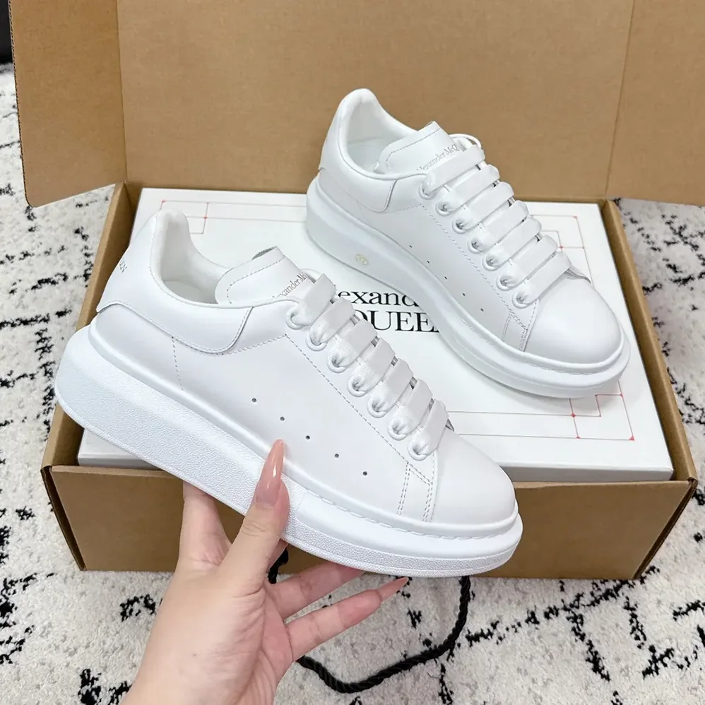 Alexander Mcqueen Oversized Sneaker Shoes White for Unisex Alexander Mcqueen Oversized Sneaker Shoes White for Unisex