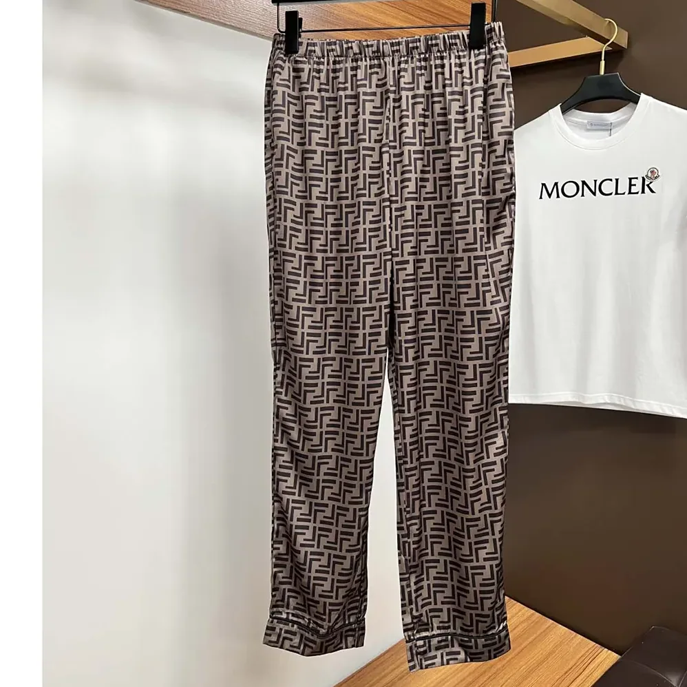 Fendi FF Short for Men in Sleeved Silk Pajama Set Fendi FF Short for Men in Sleeved Silk Pajama Set