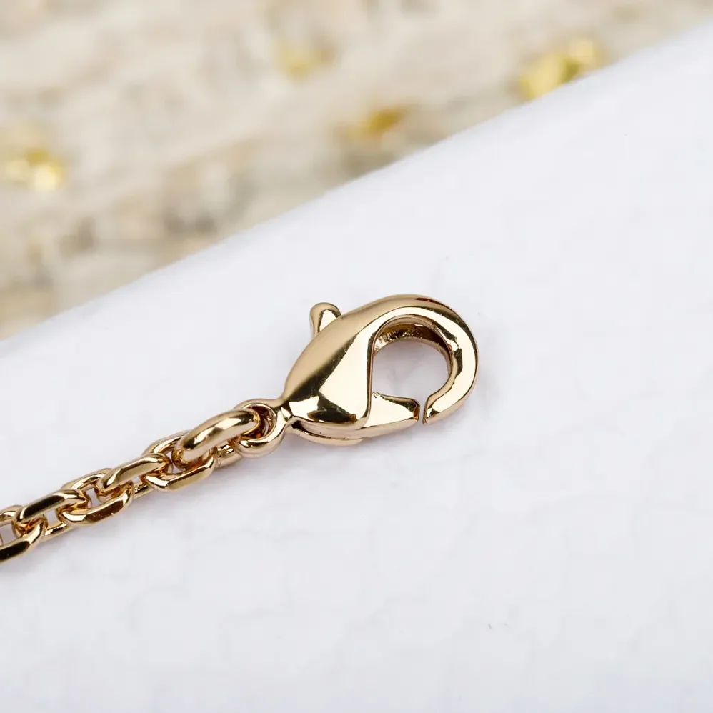 Dior Petit CD Lucky Baroque Earrings Gold for Women in Finish Metal Dior Petit CD Lucky Baroque Earrings Gold for Women in Finish Metal