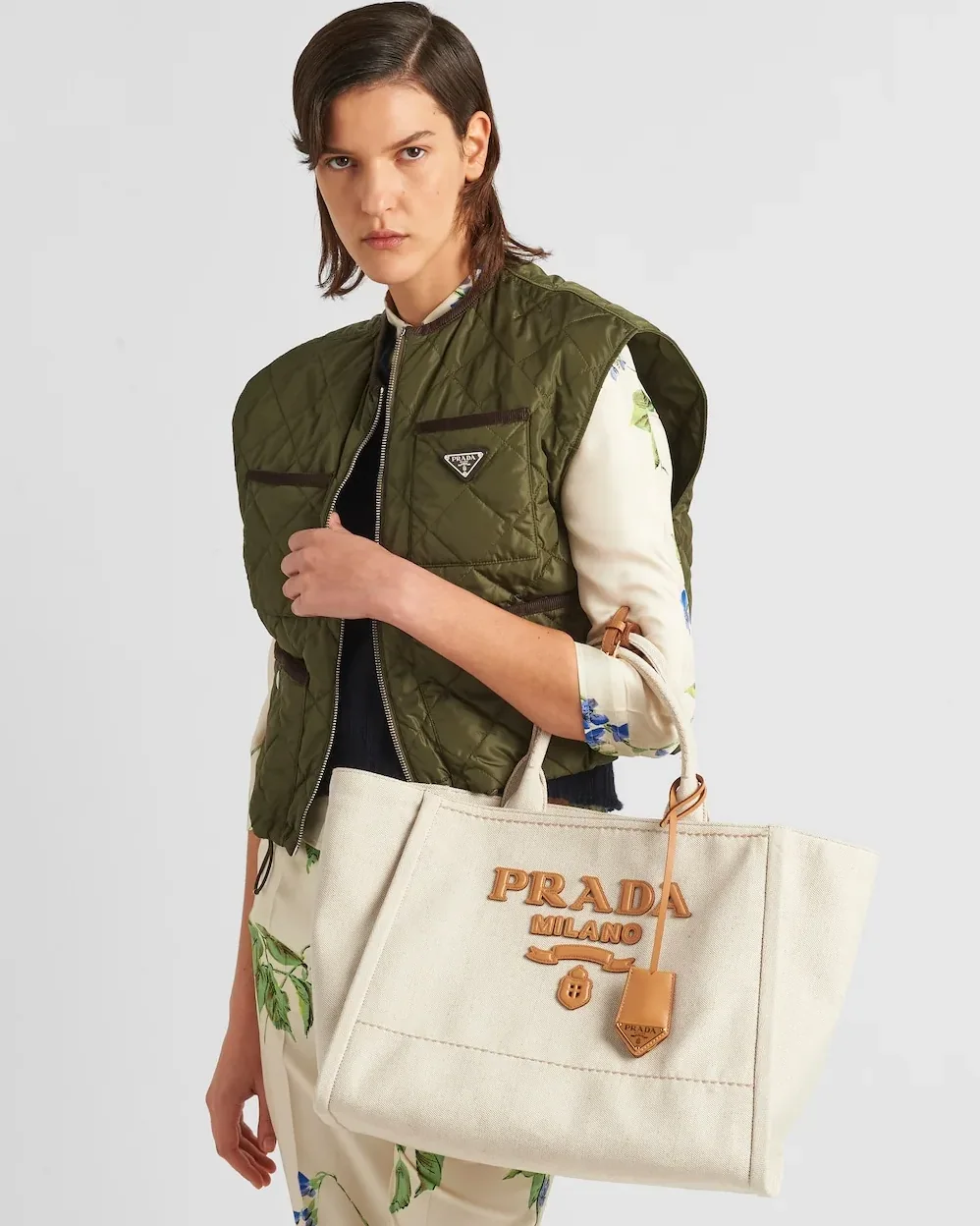 Prada Large Linen Blend Tote Bag Light Beige / 1BG473_2DLI_F0018_V_OHO