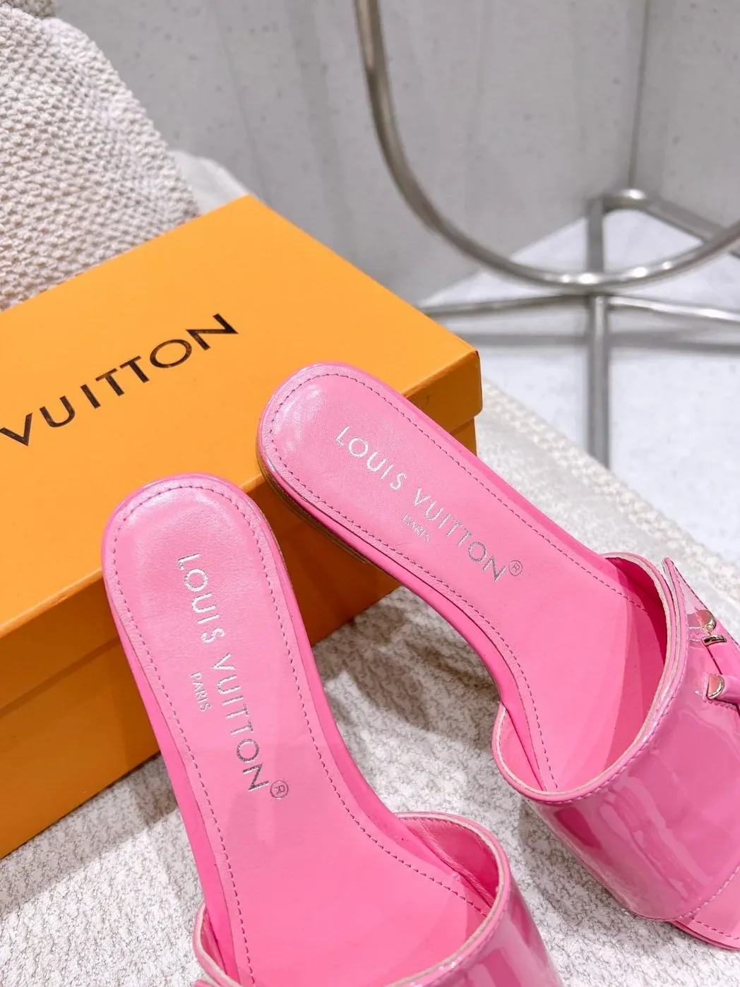Louis Vuitton Shake Flat Mule Pink Louis Vuitton Shake Flat Mule Pink