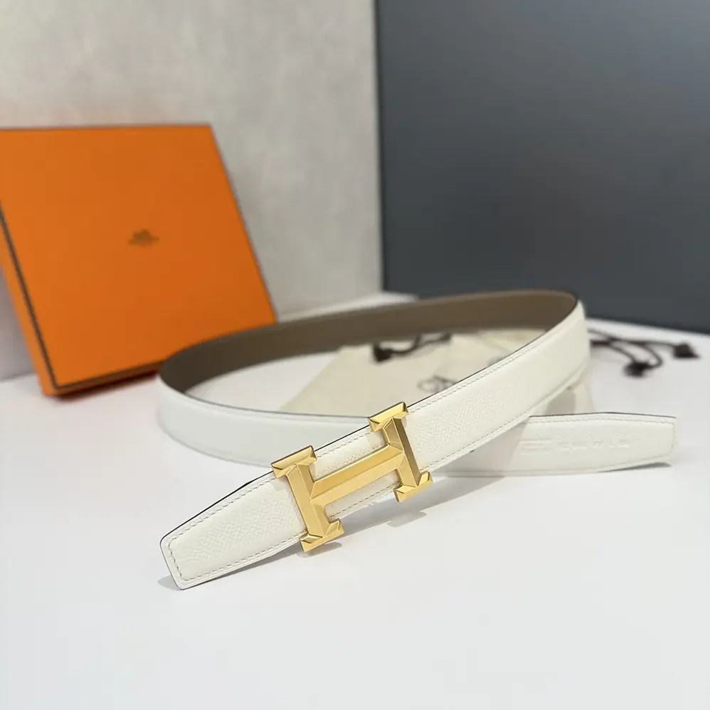 Hermes H Belt Buckle & Reversible Leather Strap 32 mm for Unisex in White/Gray Hermes H Belt Buckle & Reversible Leather Strap 32 mm for Unisex in White/Gray