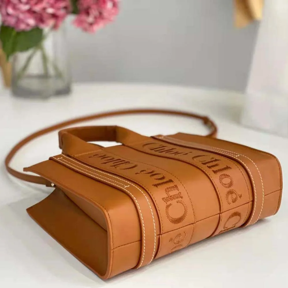 Chloe Small Woody Tote Bag for Women in Brown Chloe Small Woody Tote Bag for Women in Brown