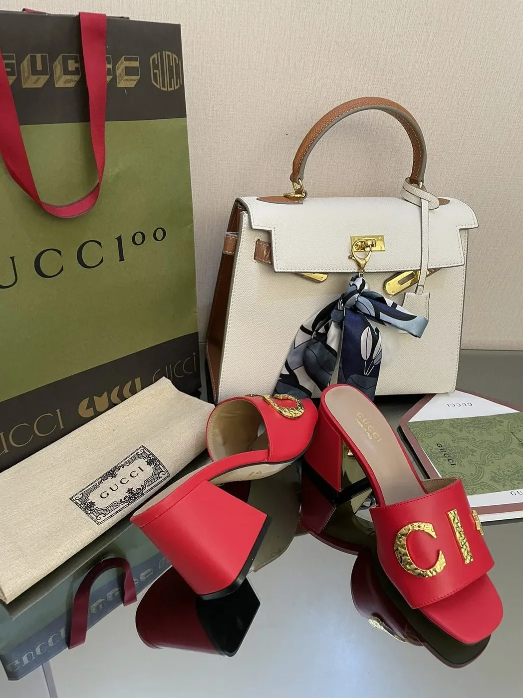 Gucci ‘Gucci' Slide Sandal Red for Women Gucci ‘Gucci' Slide Sandal Red for Women